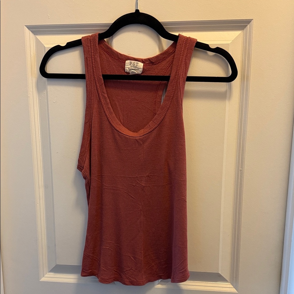 Project Social T Rust Tank Top size L